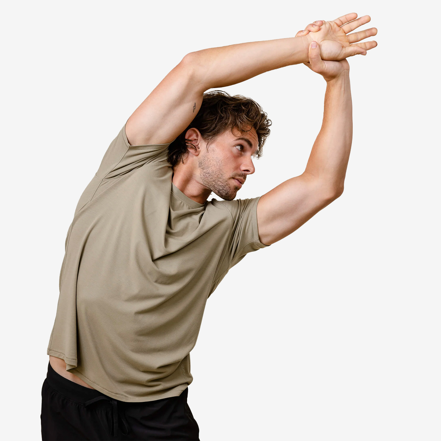 While On Earth Range Tee WOERT-Overland