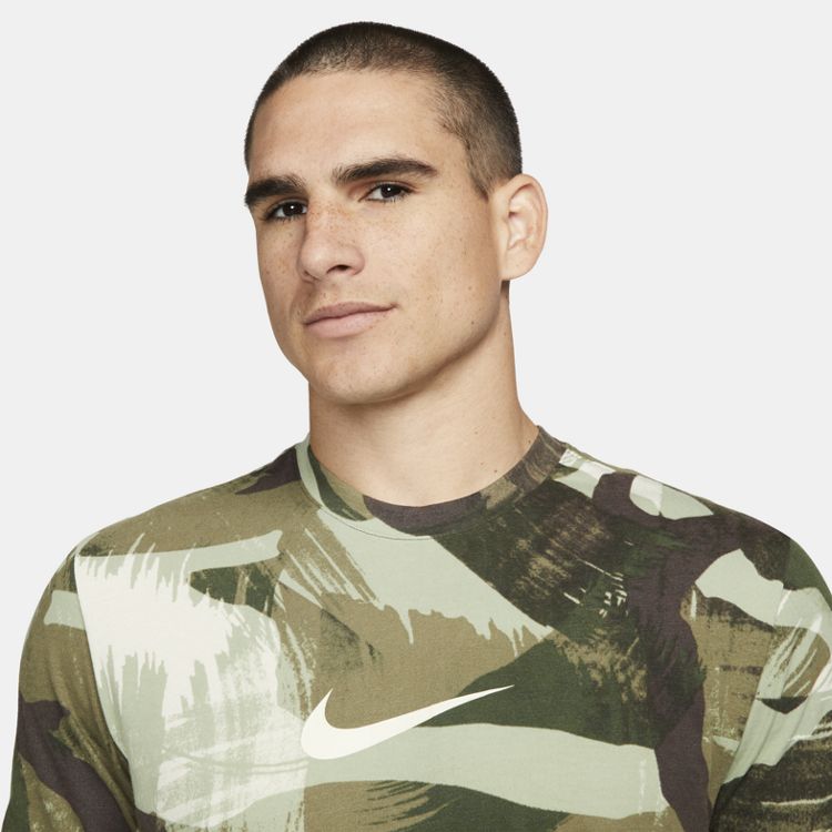 NIKE DRI-FIT CAMO T-SHIRT