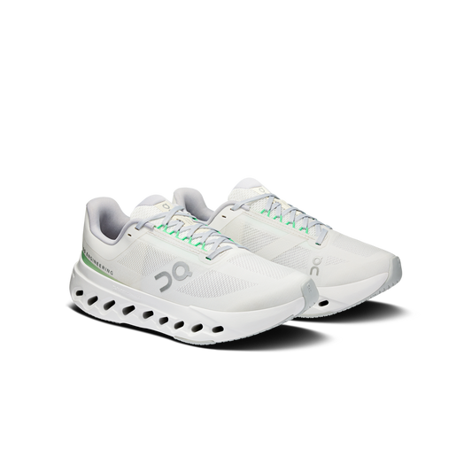 On Cloudsurfer Next - Donna