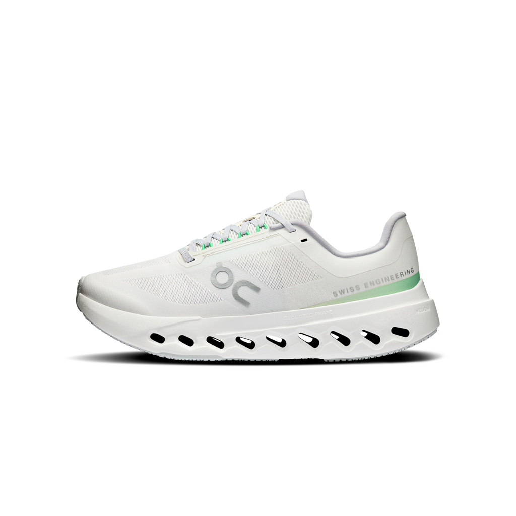 On Cloudsurfer Next - Donna