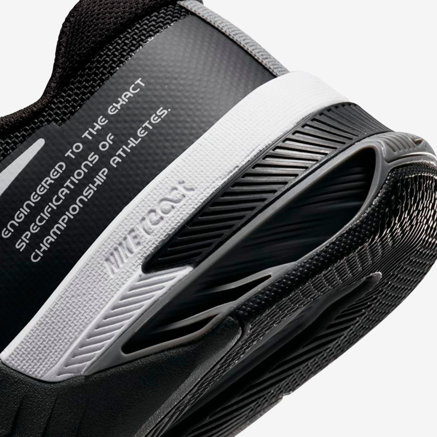 NIKE METCON 8 - WOMAN DO9327-001