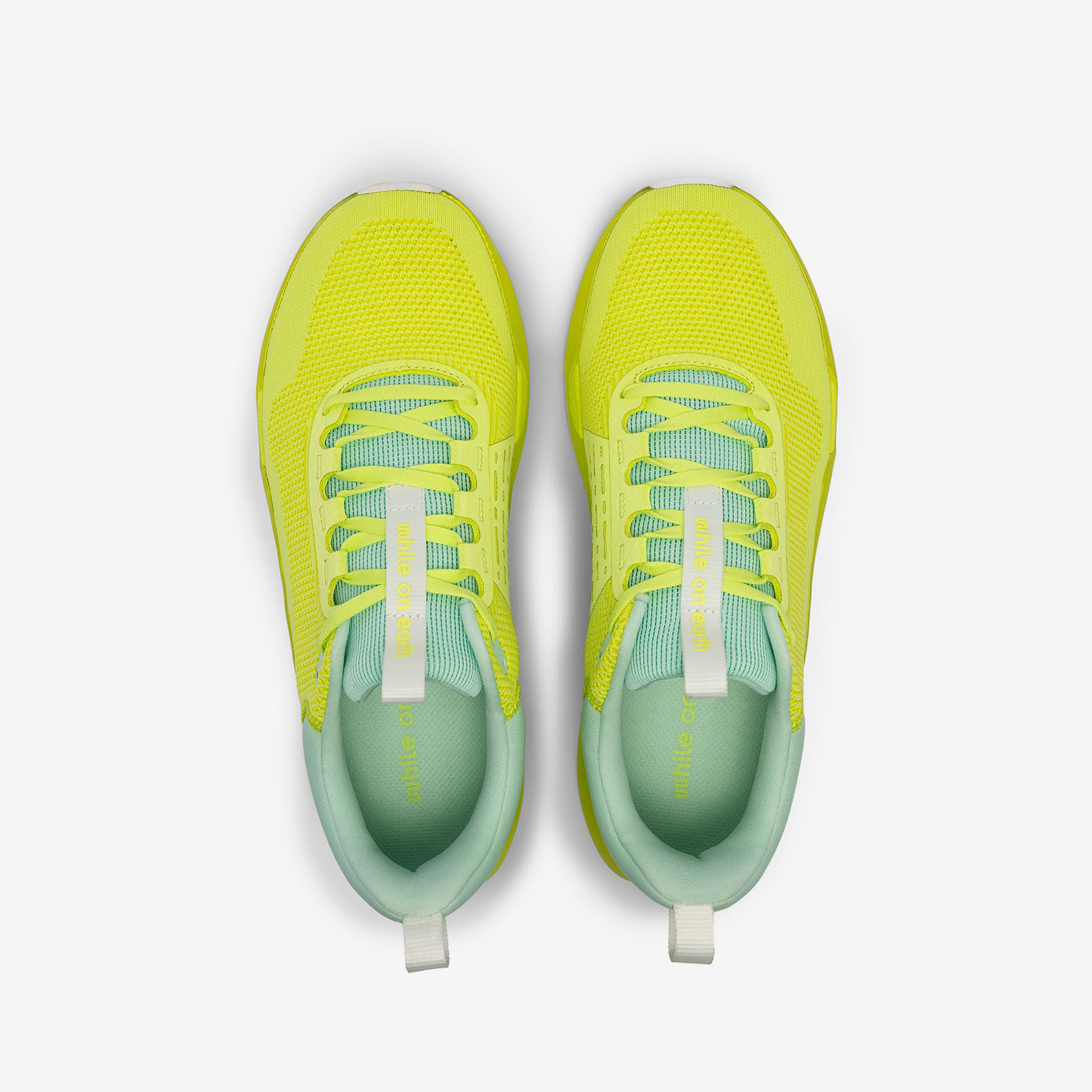 WHILE ON EARTH MOVE TRAINER FTN-Citrus/Sun