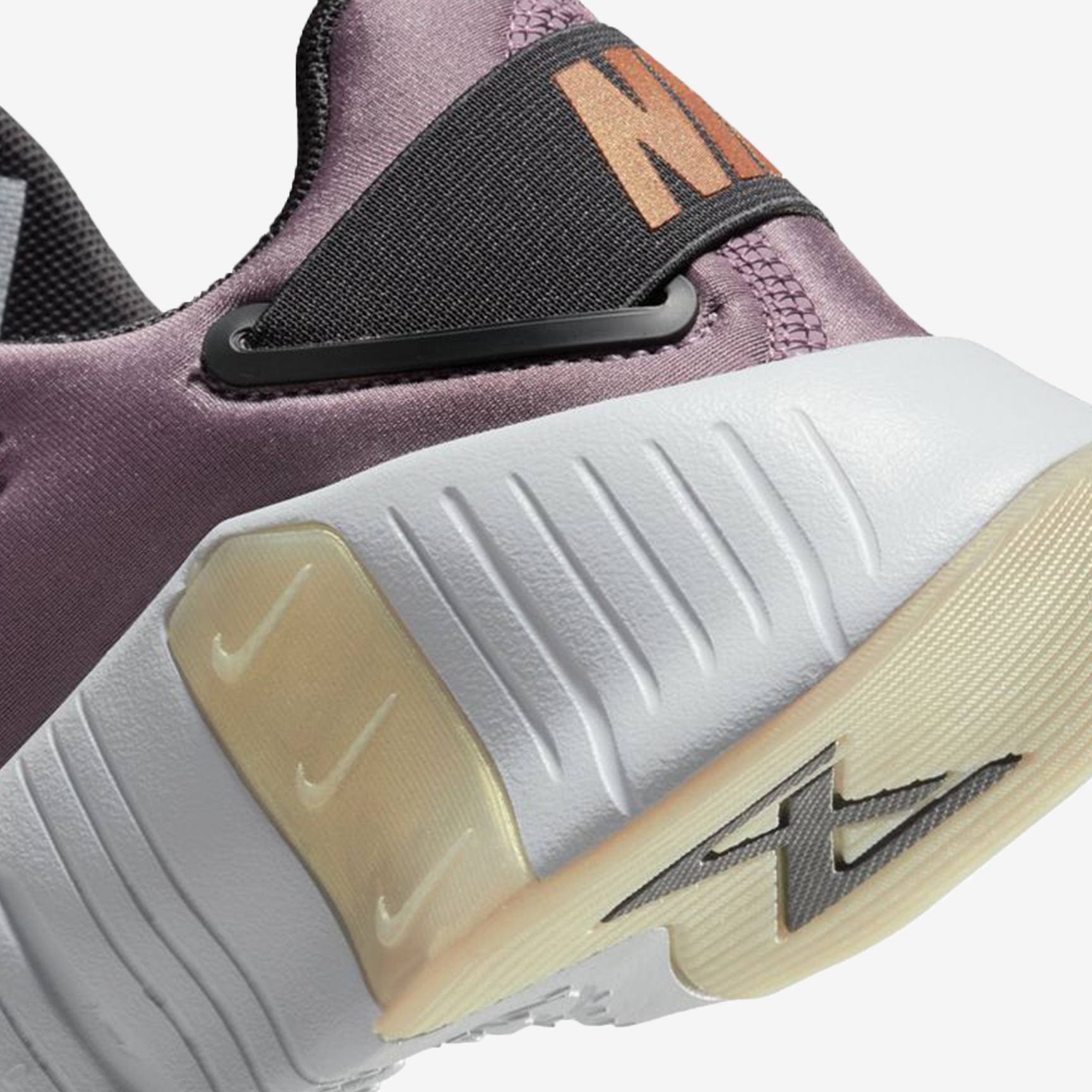 NIKE FREE METCON 4 PREMIUM - WOMAN DQ4678-500