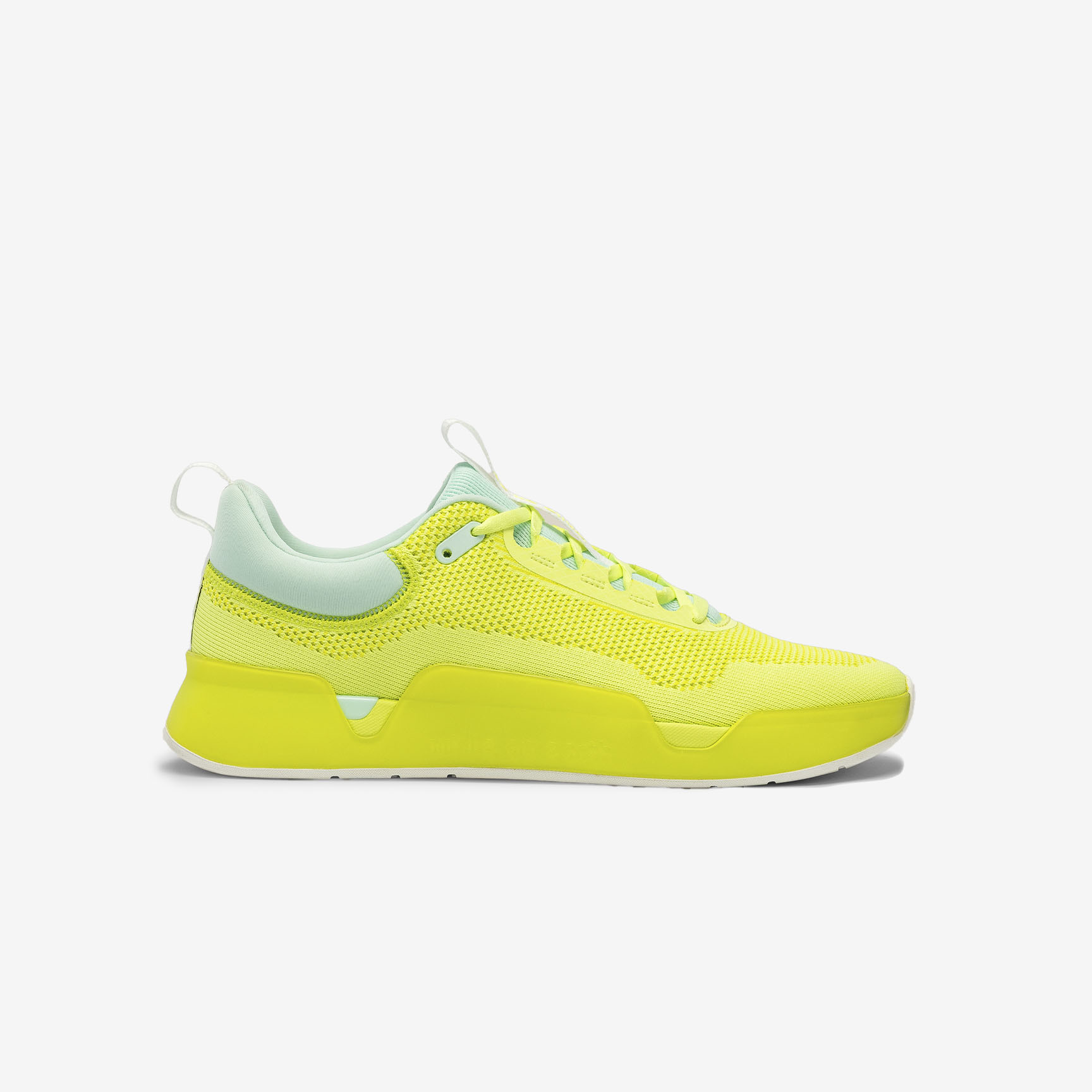 WHILE ON EARTH MOVE TRAINER FTN-Citrus/Sun