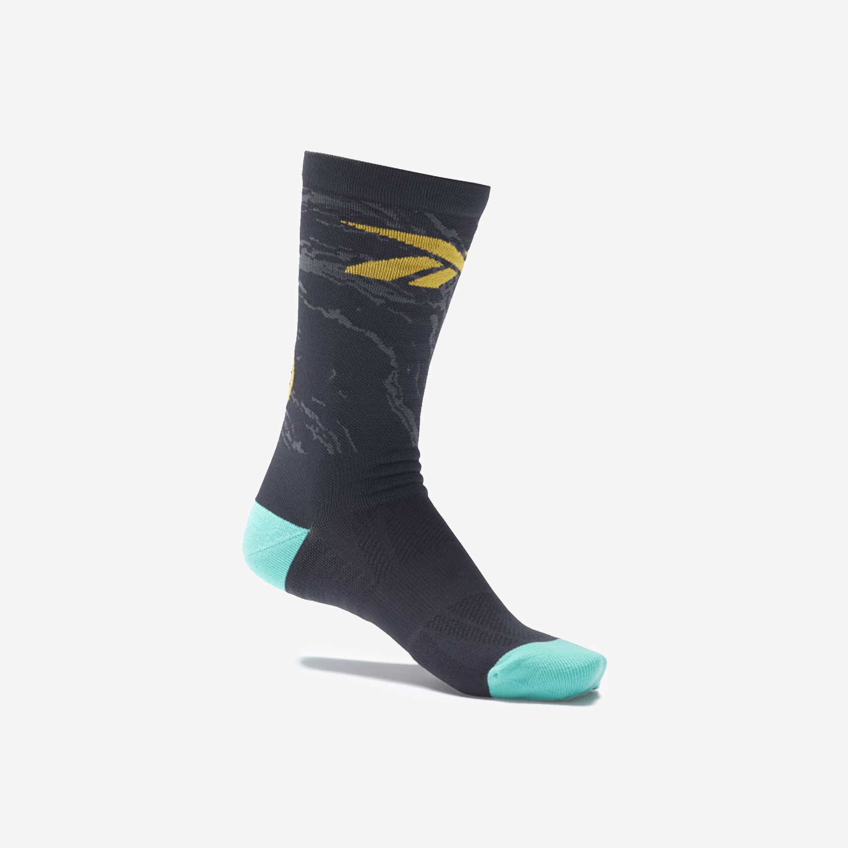 REEBOK TECH STYLE FURY CREW SOCKS JMD64-H37104