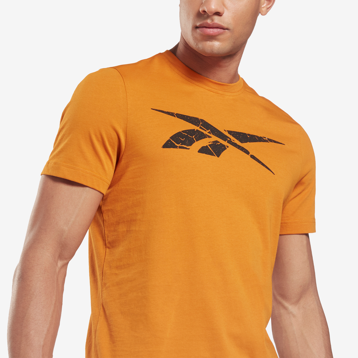 REEBOK ELEVATED GRAPHIC T-SHIRT BG267-GS4211