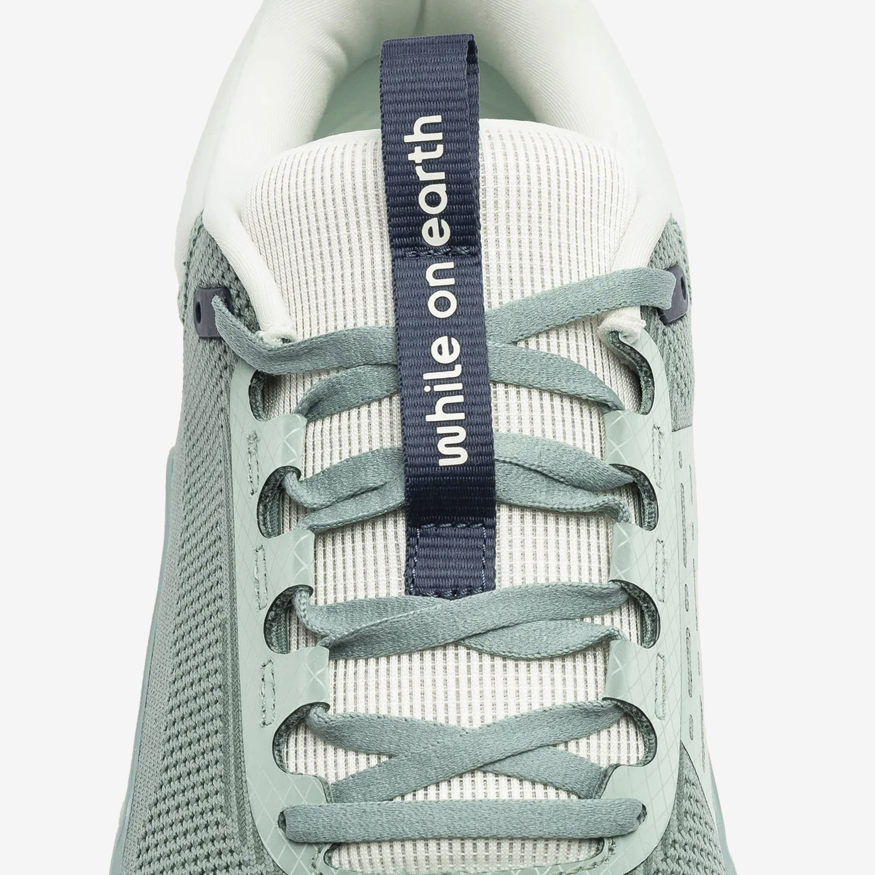 WHILE ON EARTH MOVE TRAINER FTN-Mint/Surf