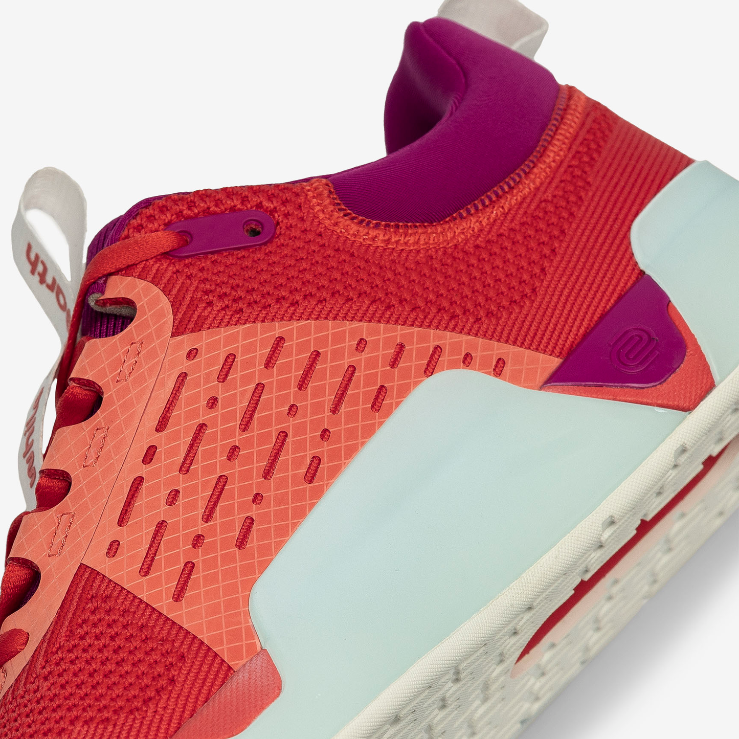 WHILE ON EARTH MOVE TRAINER FTN-Sorbelt/Salt