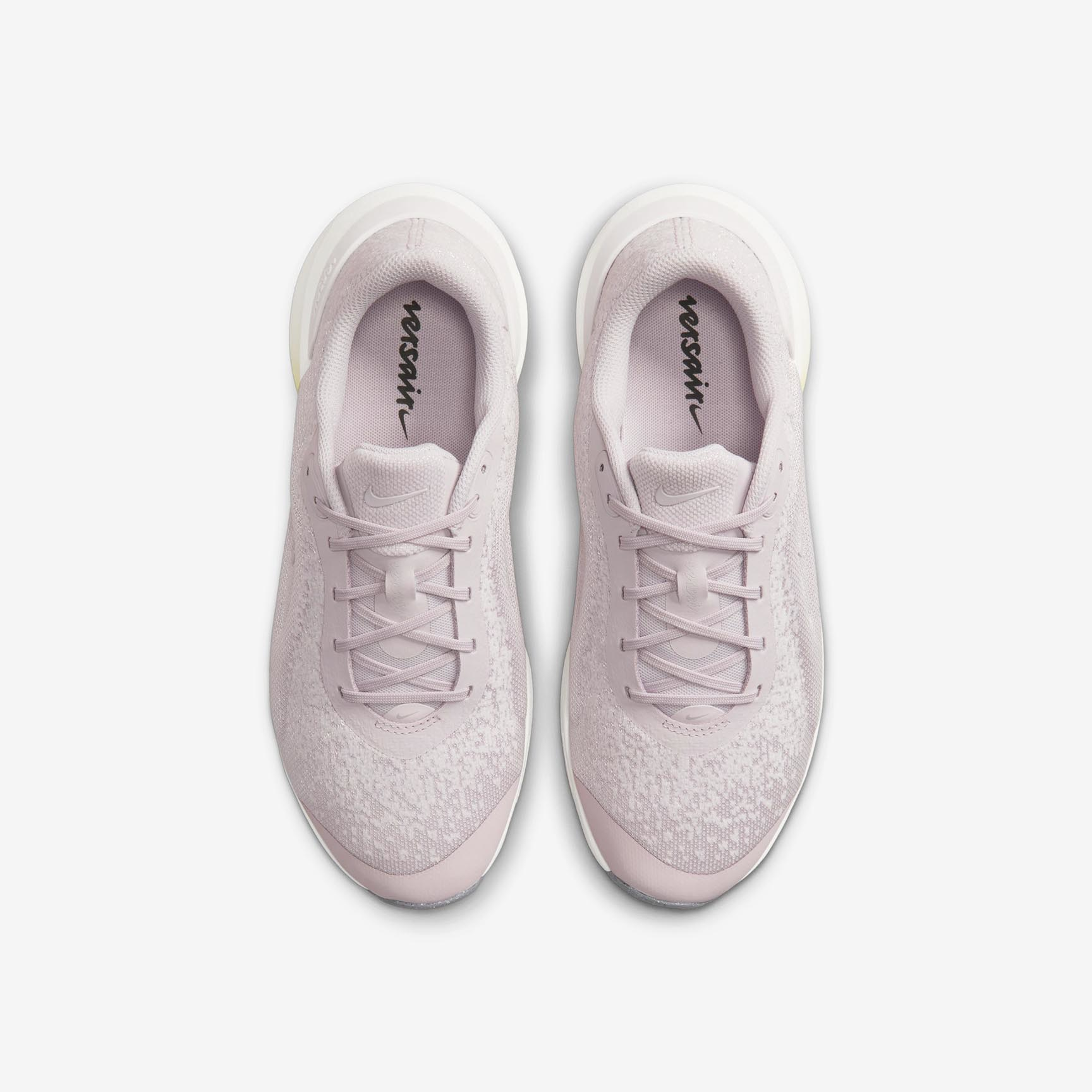 NIKE VERSAIR DZ3547-003