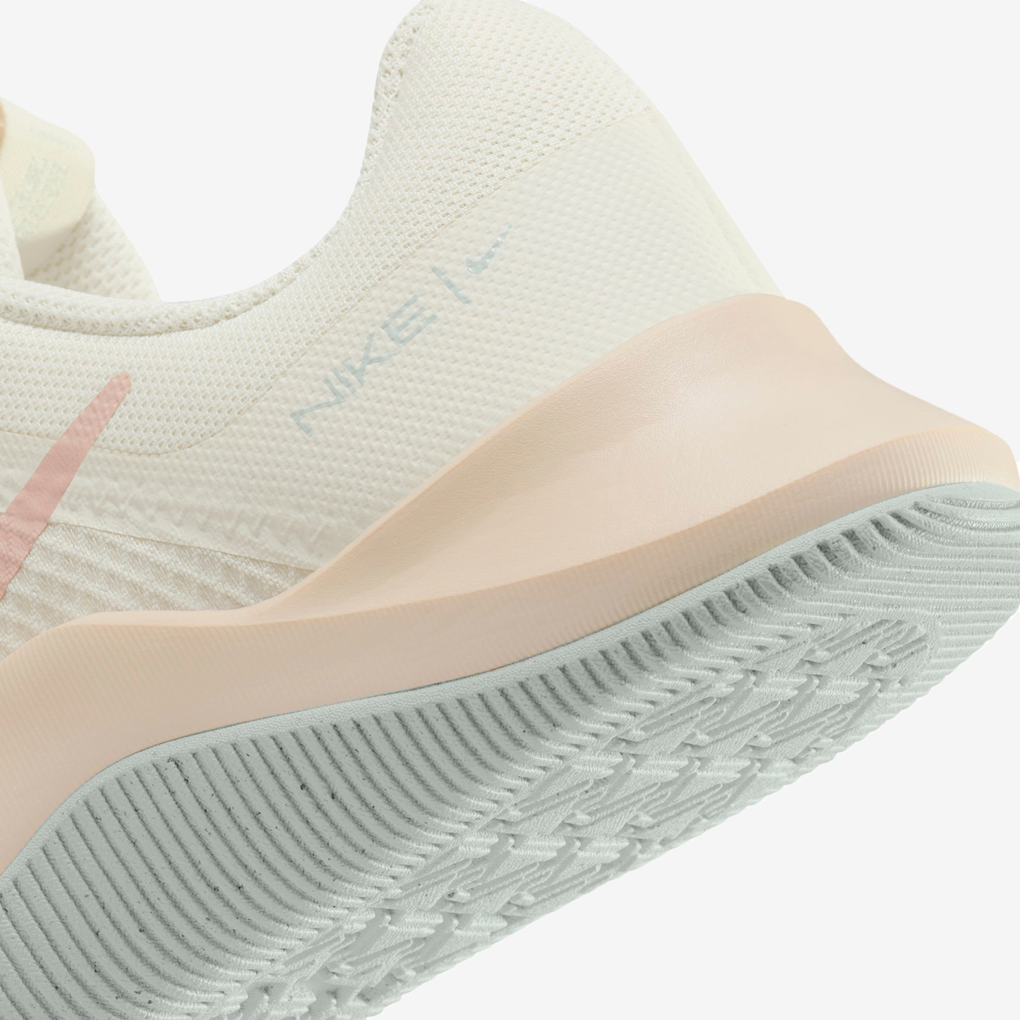 NIKE MC TRAINER 2 - WOMEN DM0824-104