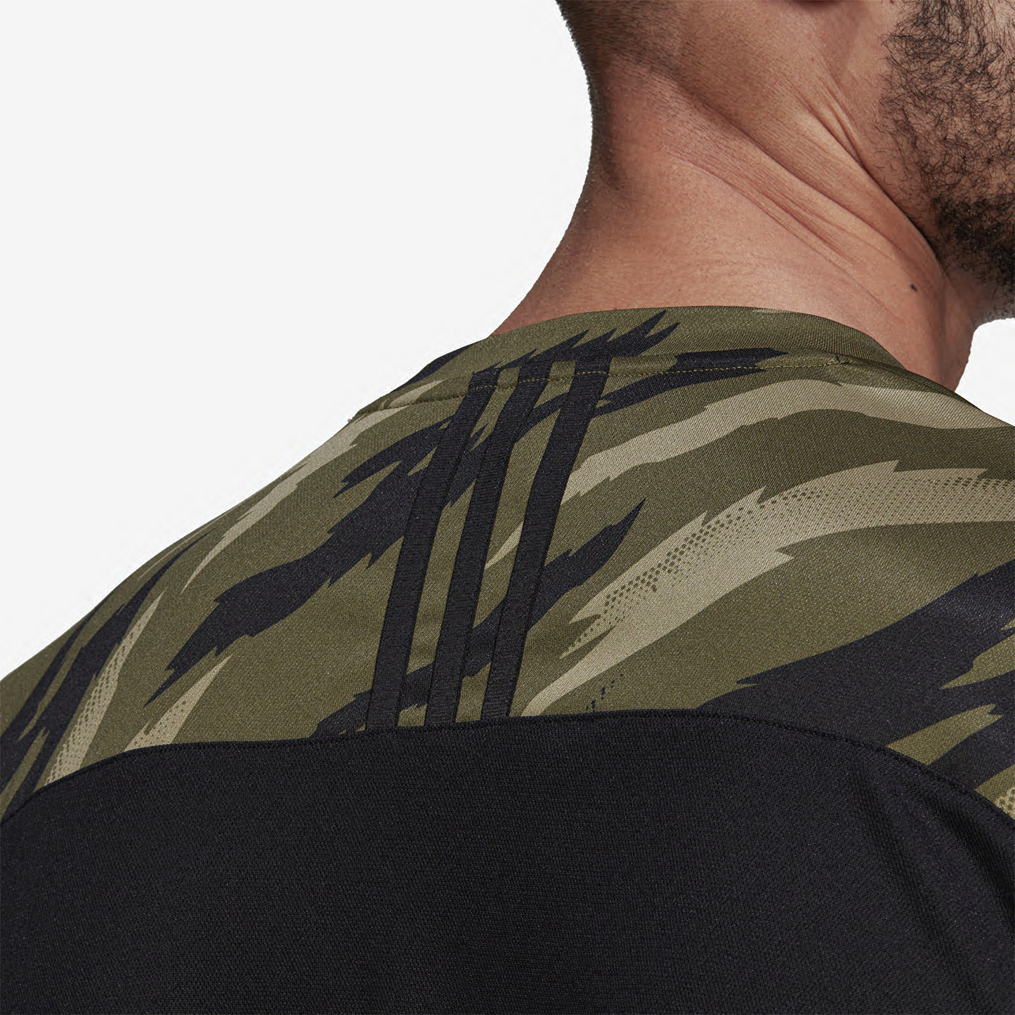 T-SHIRT ADIDAS FEEL CAMO TER1A-HD4318