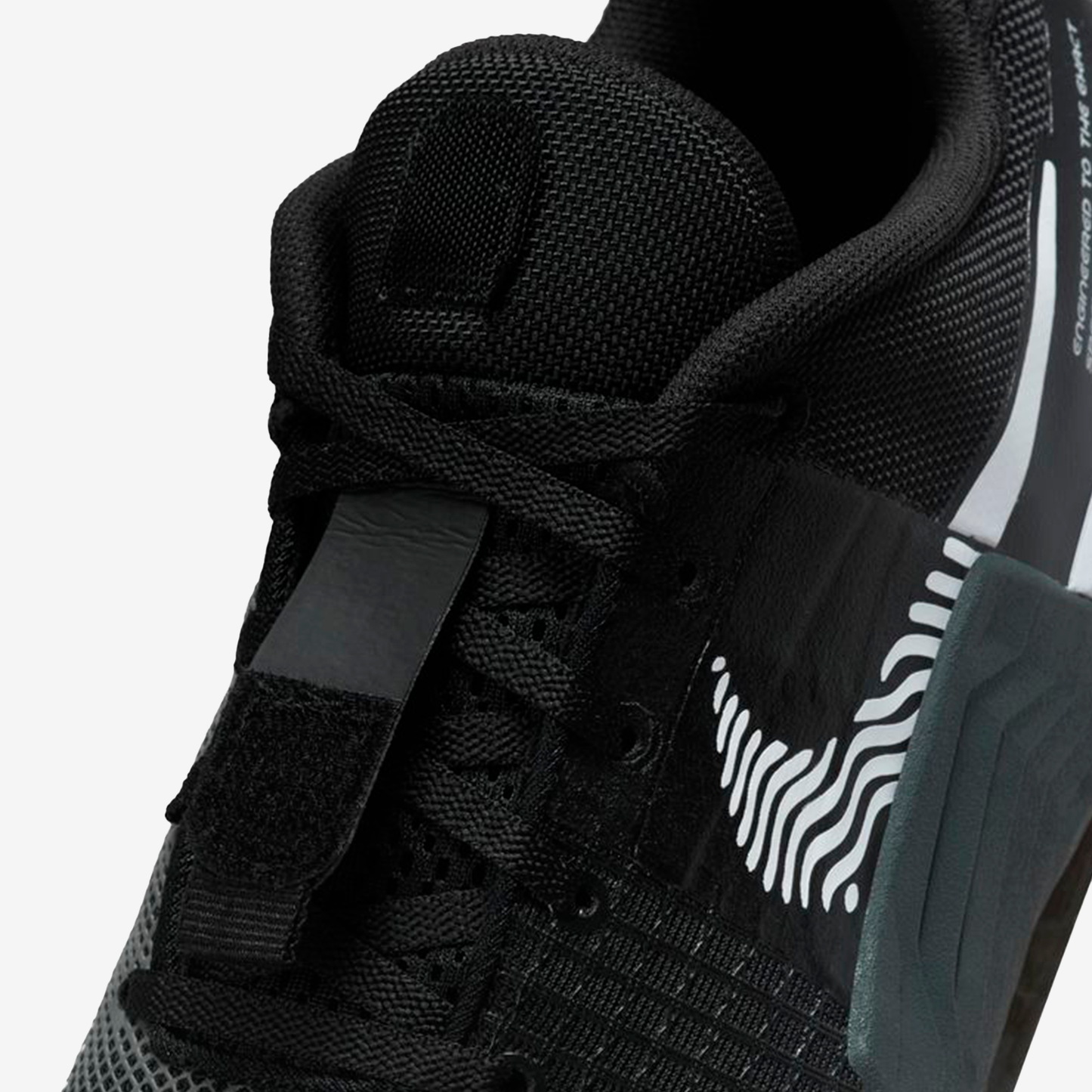 NIKE METCON 8 DO9328-001