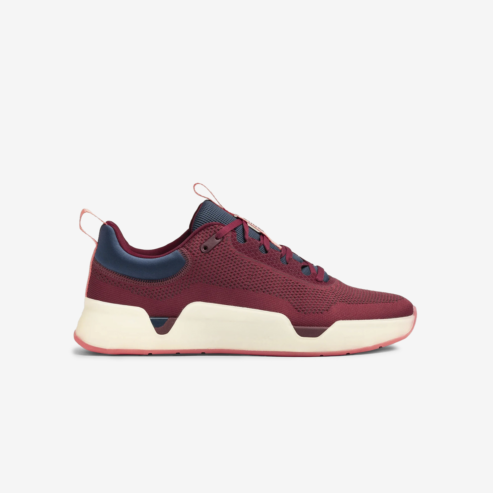 WHILE ON EARTH MOVE TRAINER 4946-Beet/Oat