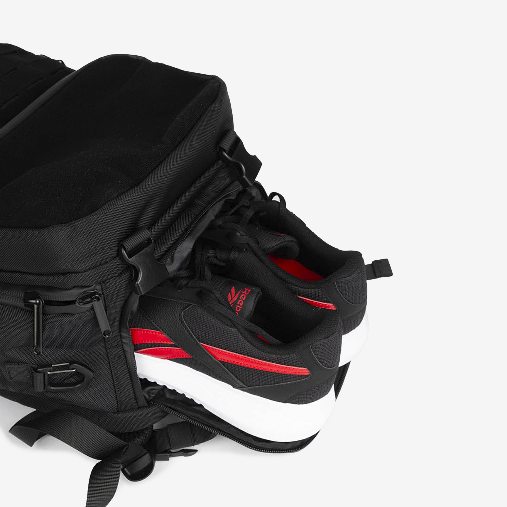 PICSIL MAVERICK TACTICAL BACKPACK 40L MAVERICK-BLACK