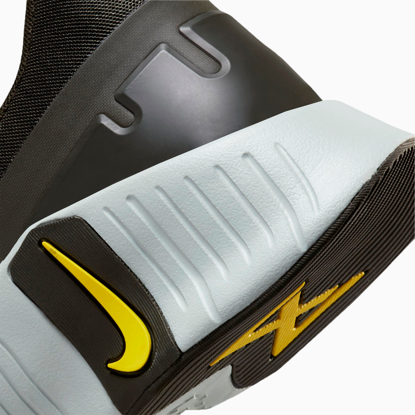 NIKE FREE METCON 5 DV3949-300