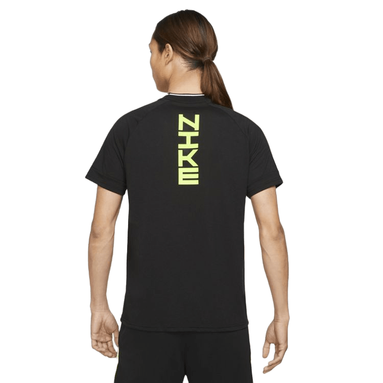 NIKE DRI-FIT SHORT CLASH T-SHIRT DD1726-010