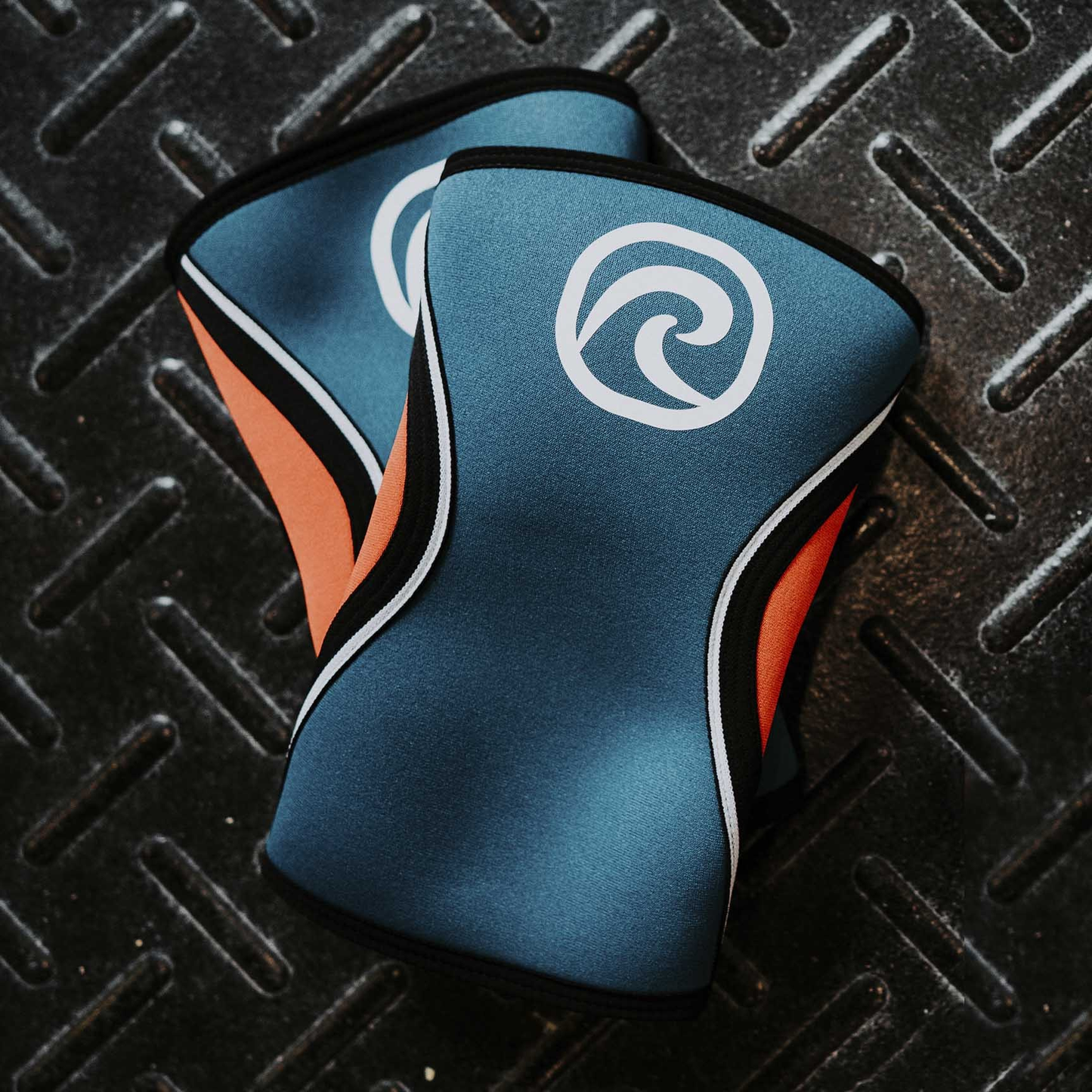 REHBAND RX KNEE SLEEVE 5MM (1 U) 105313