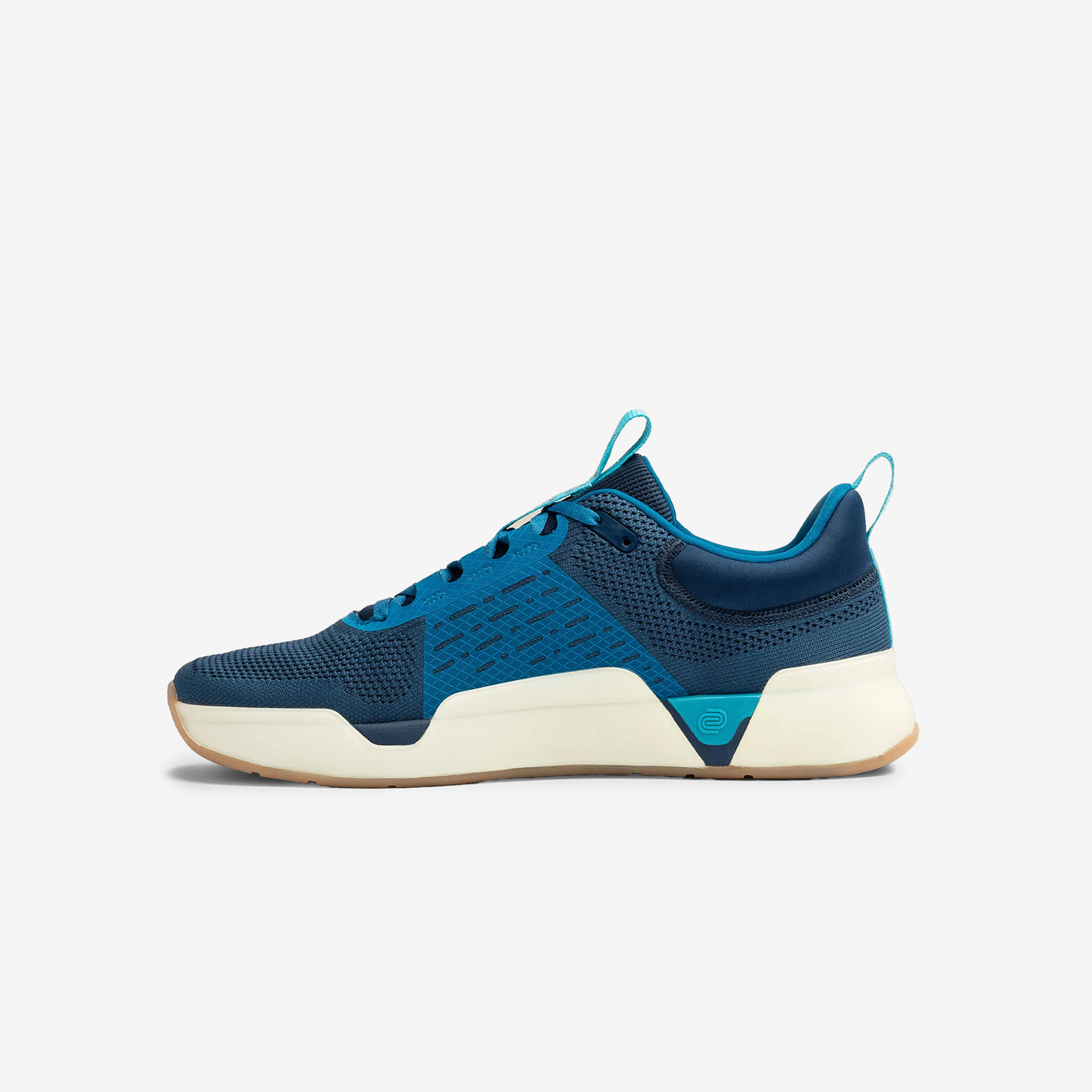 WHILE ON EARTH MOVE TRAINER 4946-Seaport/Oat