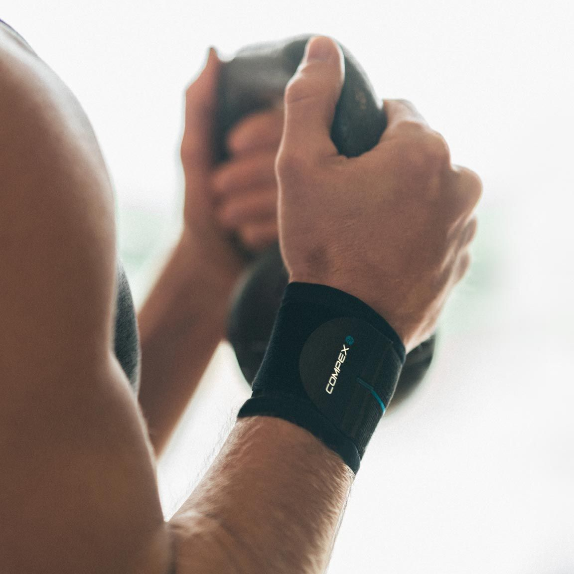 Compex Activ Wrist band + 83-0037-U