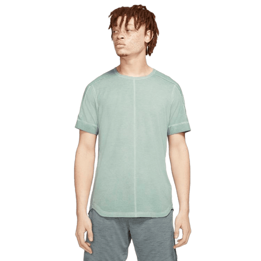 NIKE YOGA  SHORT-SLEEVE SPECIALTY-DYED TOP DC6723-337