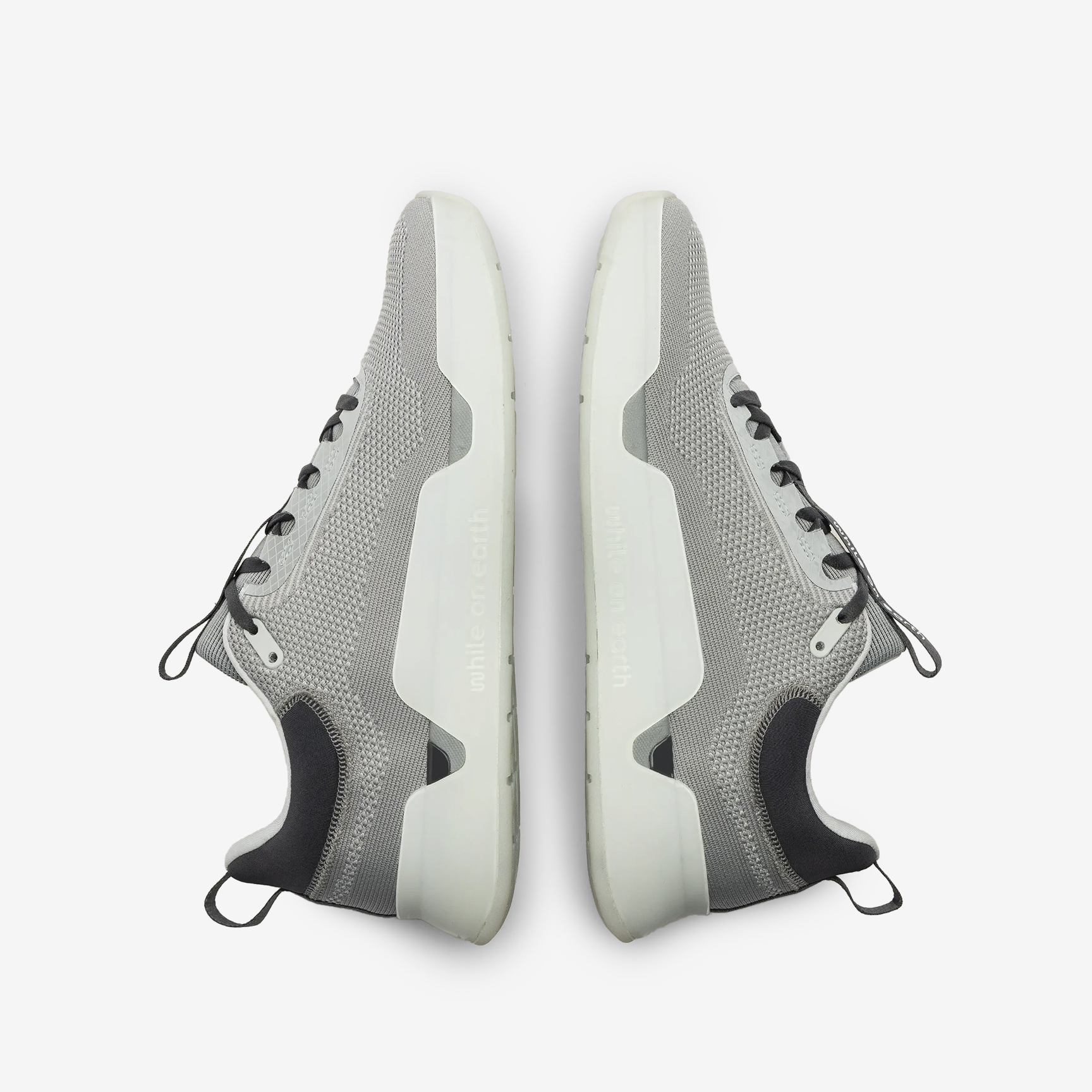 WHILE ON EARTH MOVE TRAINER 4946-Fog/Nimbus