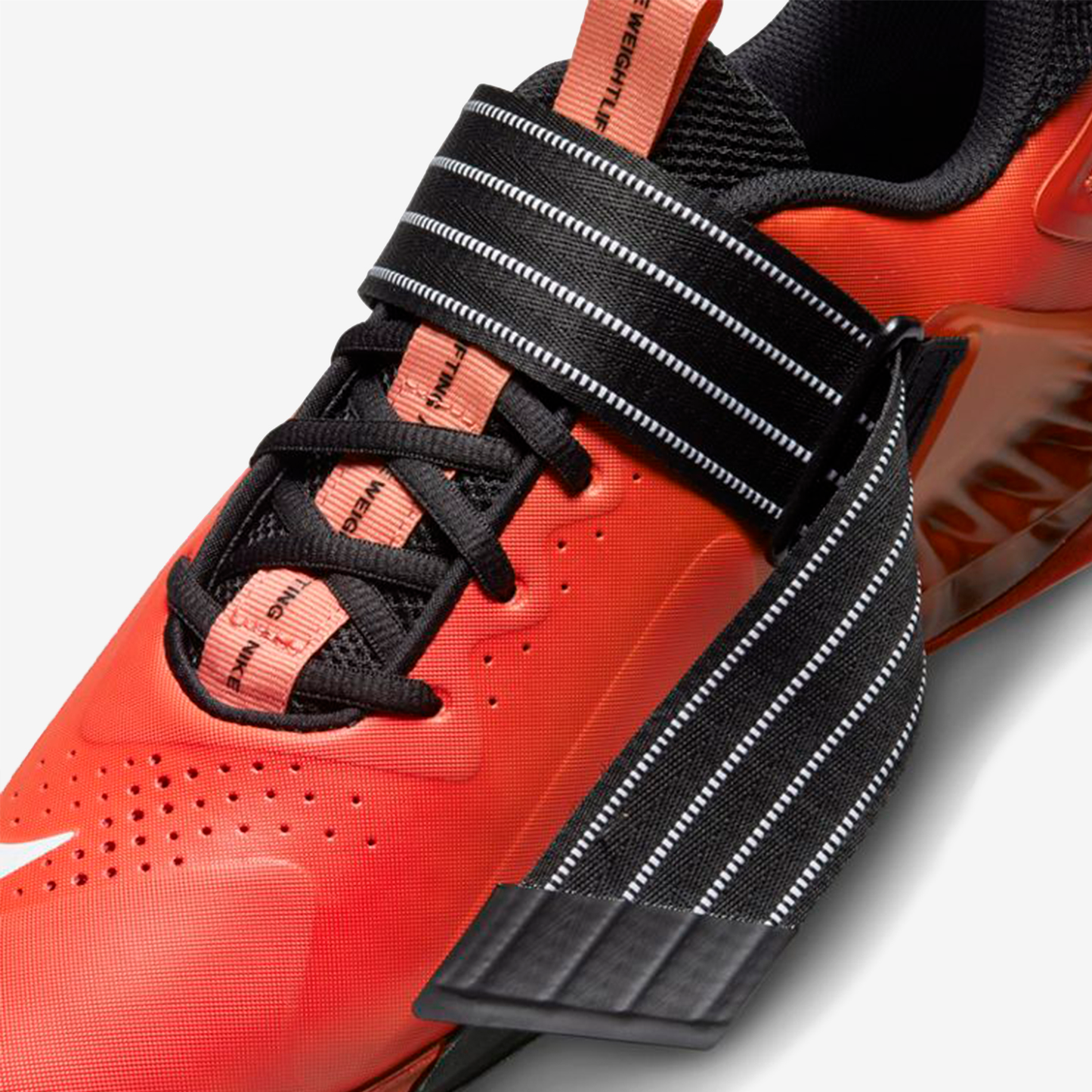 NIKE SAVALEOS CV5708-606