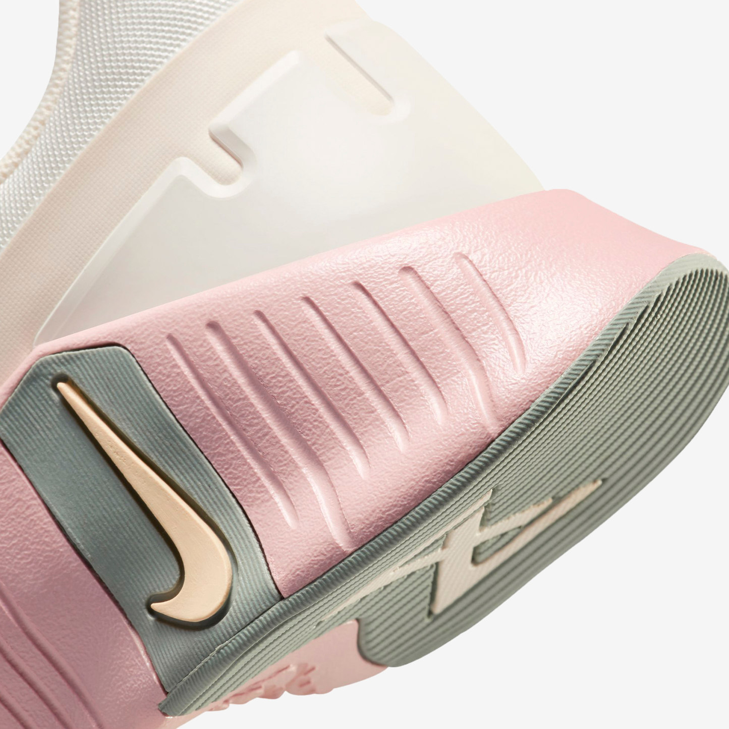 NIKE FREE METCON 5 - WOMAN DV3950-102