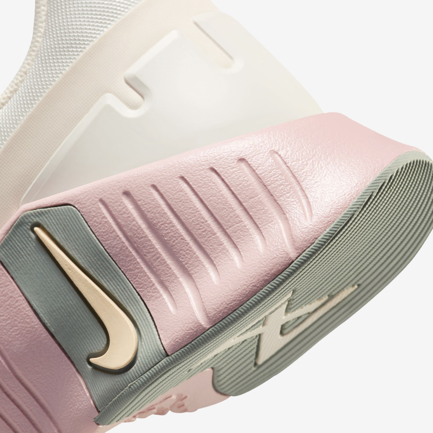 NIKE FREE METCON 5 - WOMAN DV3950-102