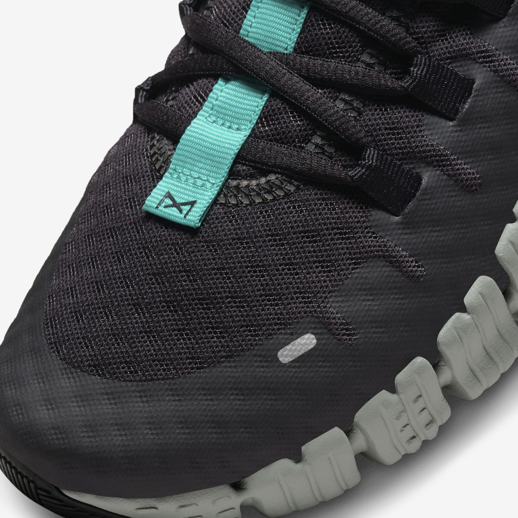 NIKE FREE METCON 5 DV3949-004