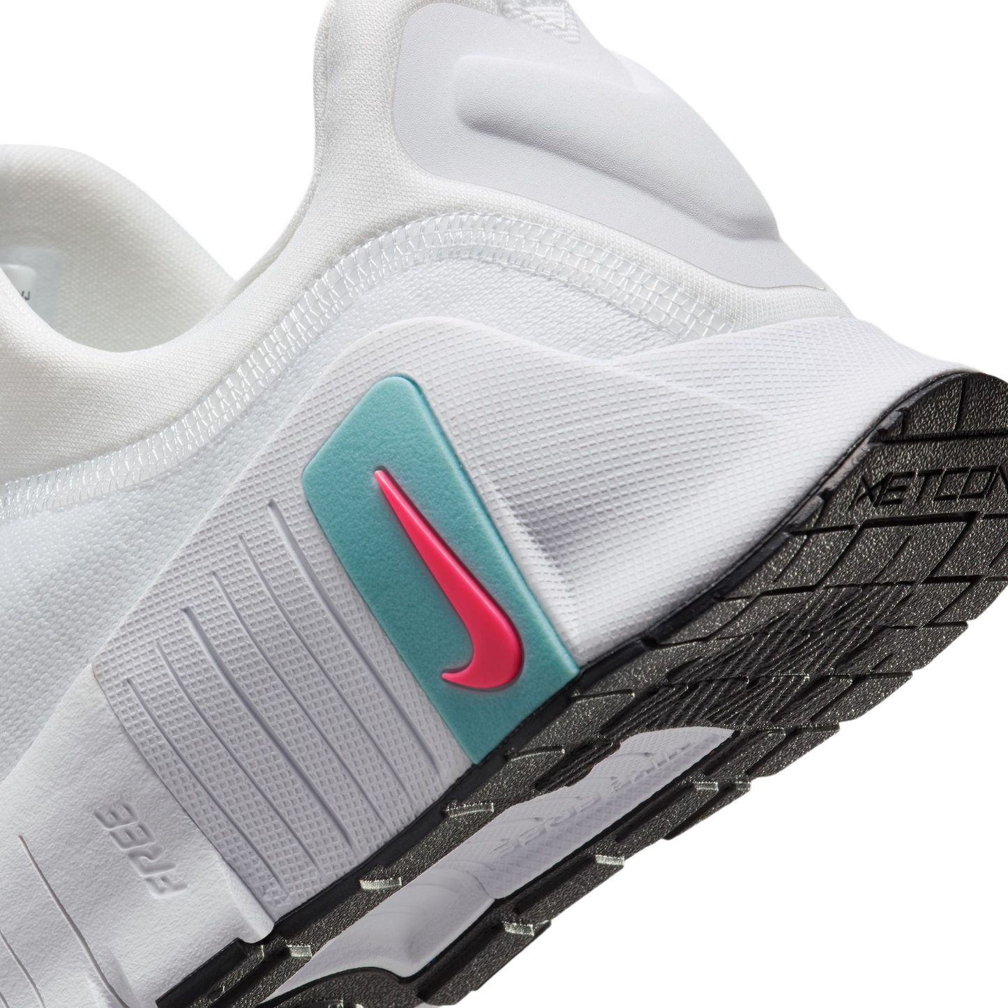 Nike Free Metcon 6 - WOMEN FJ7126-102