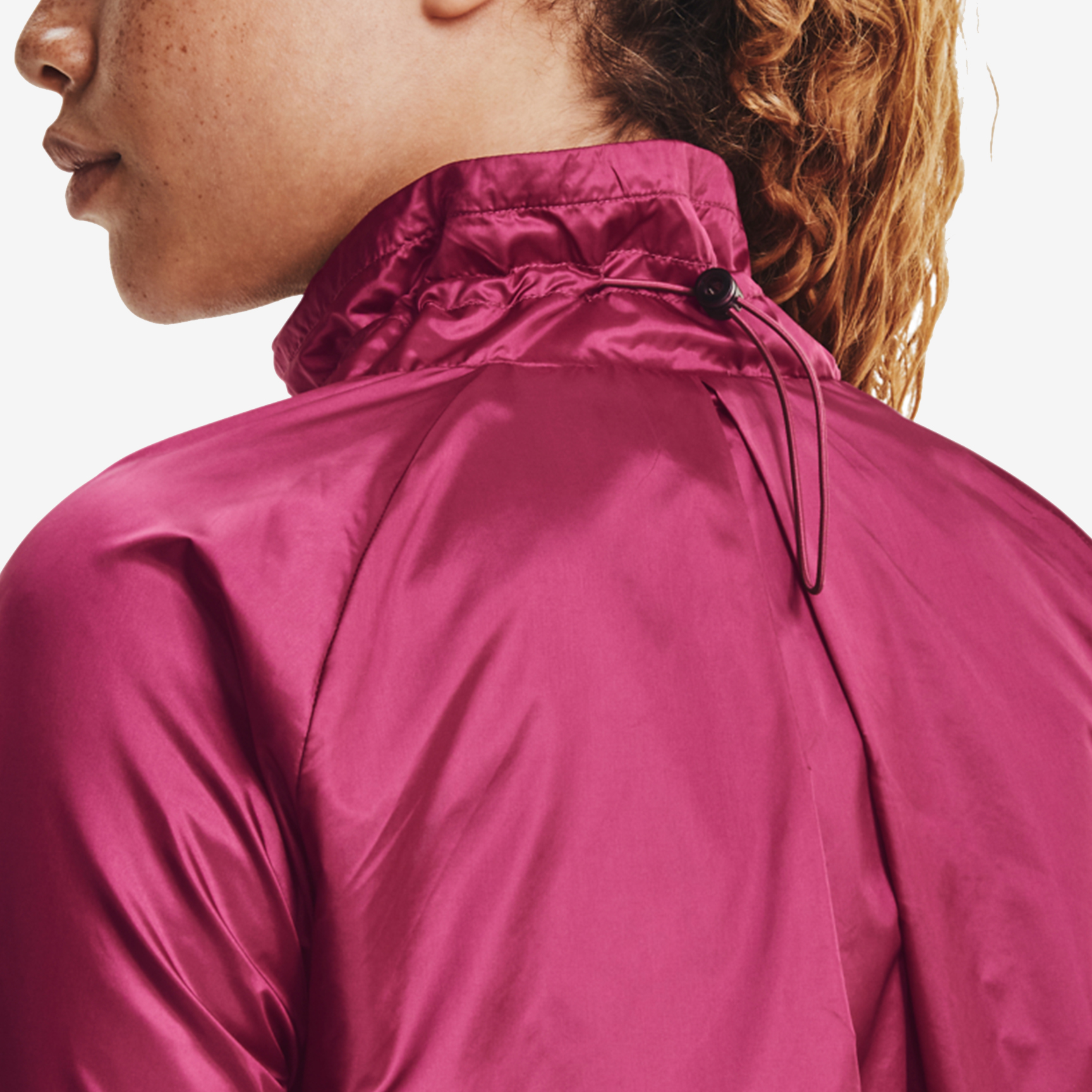 UNDER ARMOUR RECOVER™ WOVEN SHINE JACKET 1364011-501