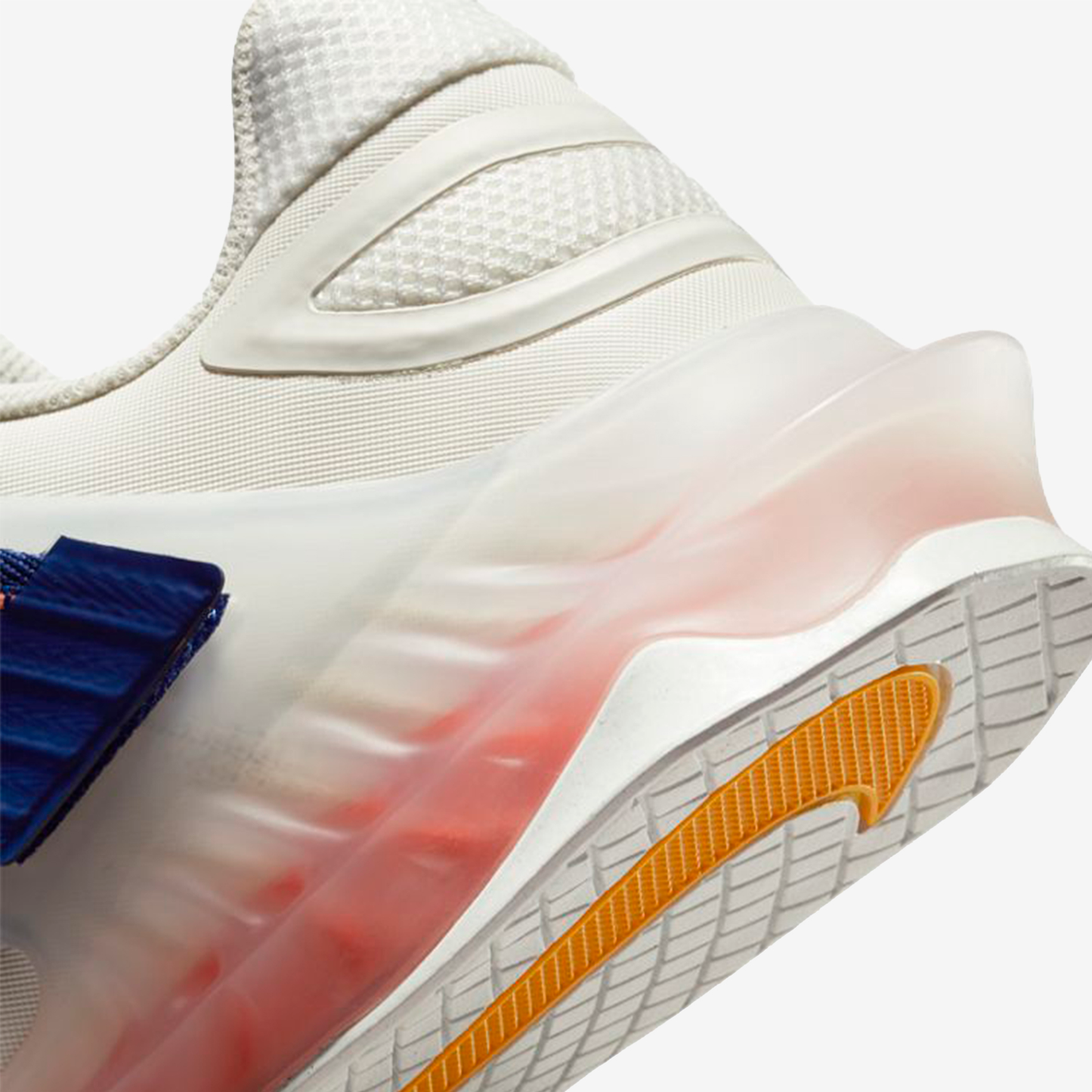 NIKE SAVALEOS CV5708-148