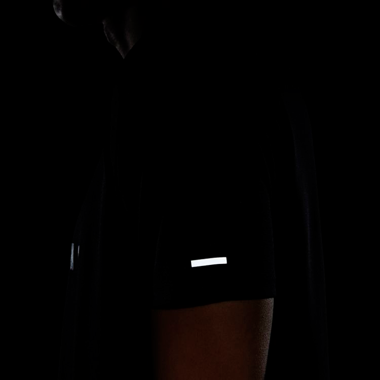 NIKE DRI-FIT MILER RUN DIVISION T-SHIRT DA0444-010