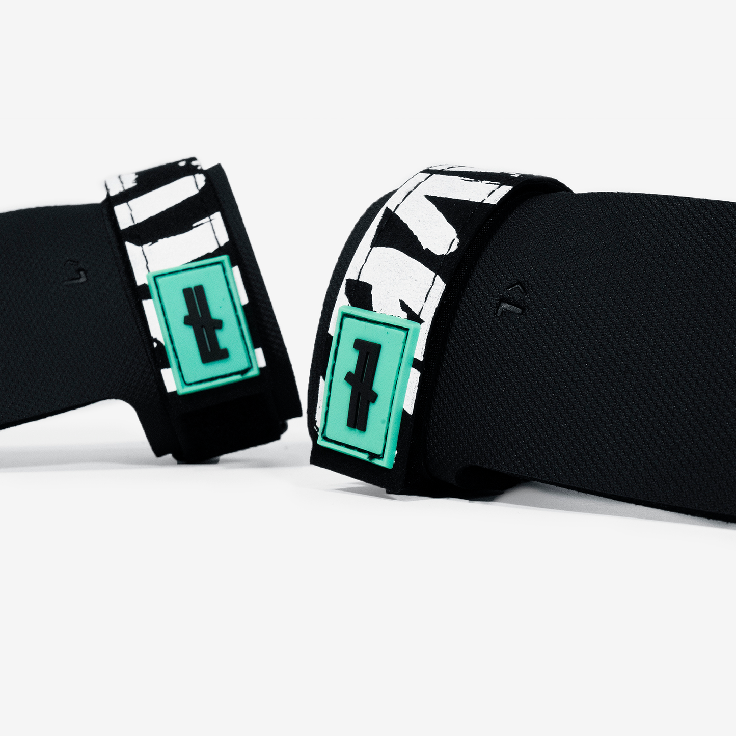 FITTEST FREAKEST ESSENTIALS GRIPS 2H FFESSEN2-BLACK