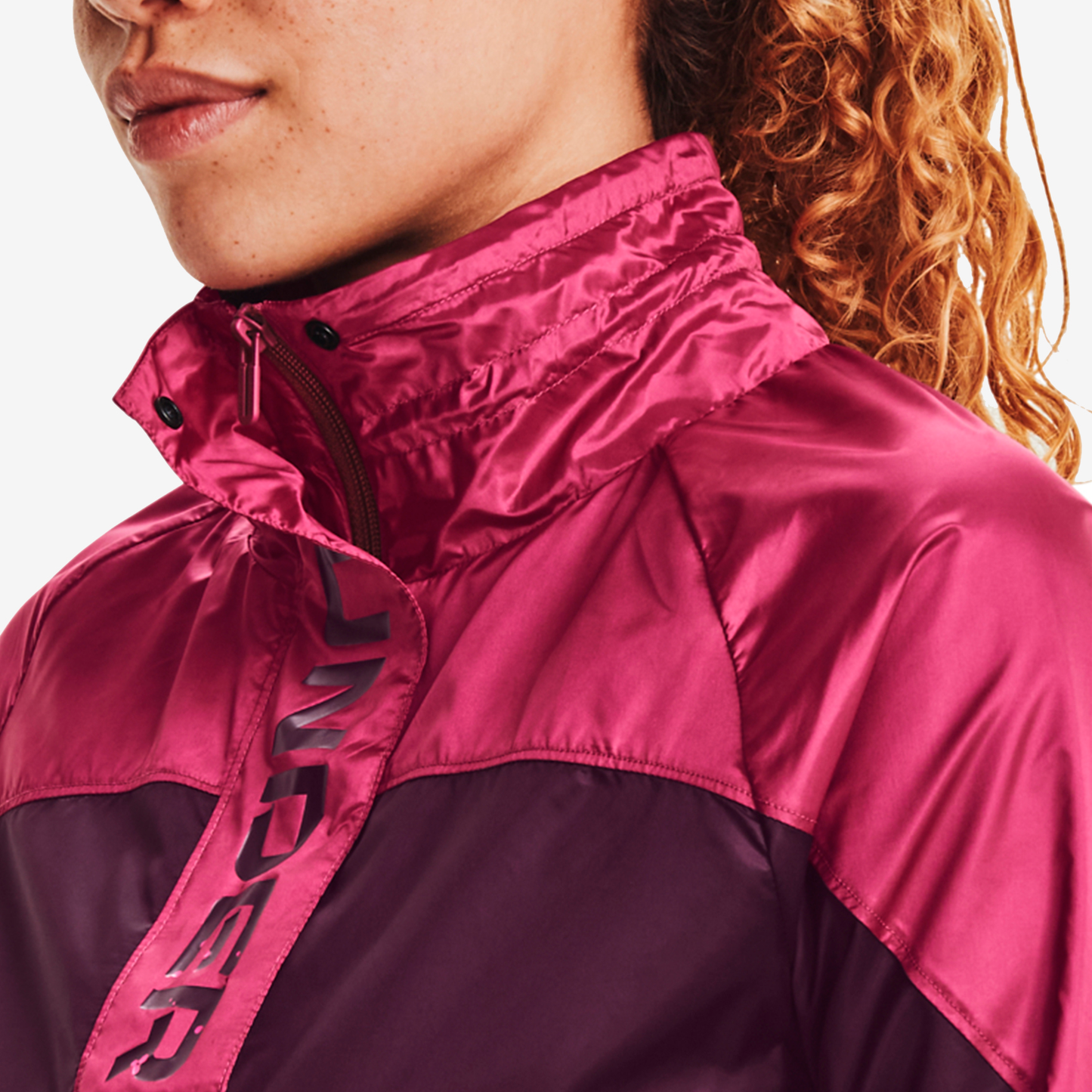 UNDER ARMOUR RECOVER™ WOVEN SHINE JACKET 1364011-501