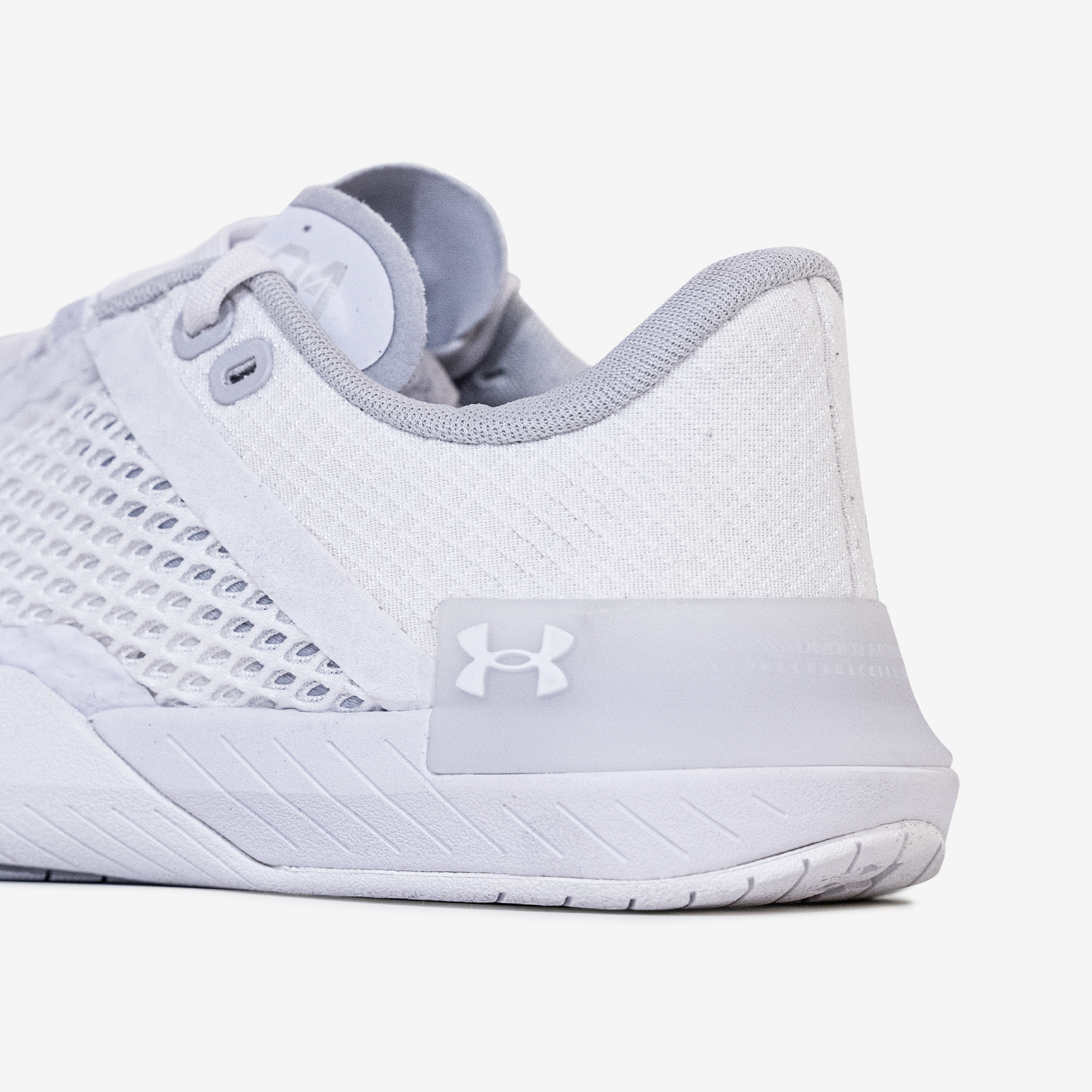 UNDER ARMOUR TRIBASE REIGN 4 - MUJER 3025053-100