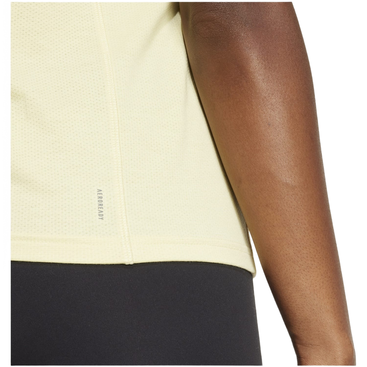 TR-ES LOGO T-Shirt JNQ17-JC9593