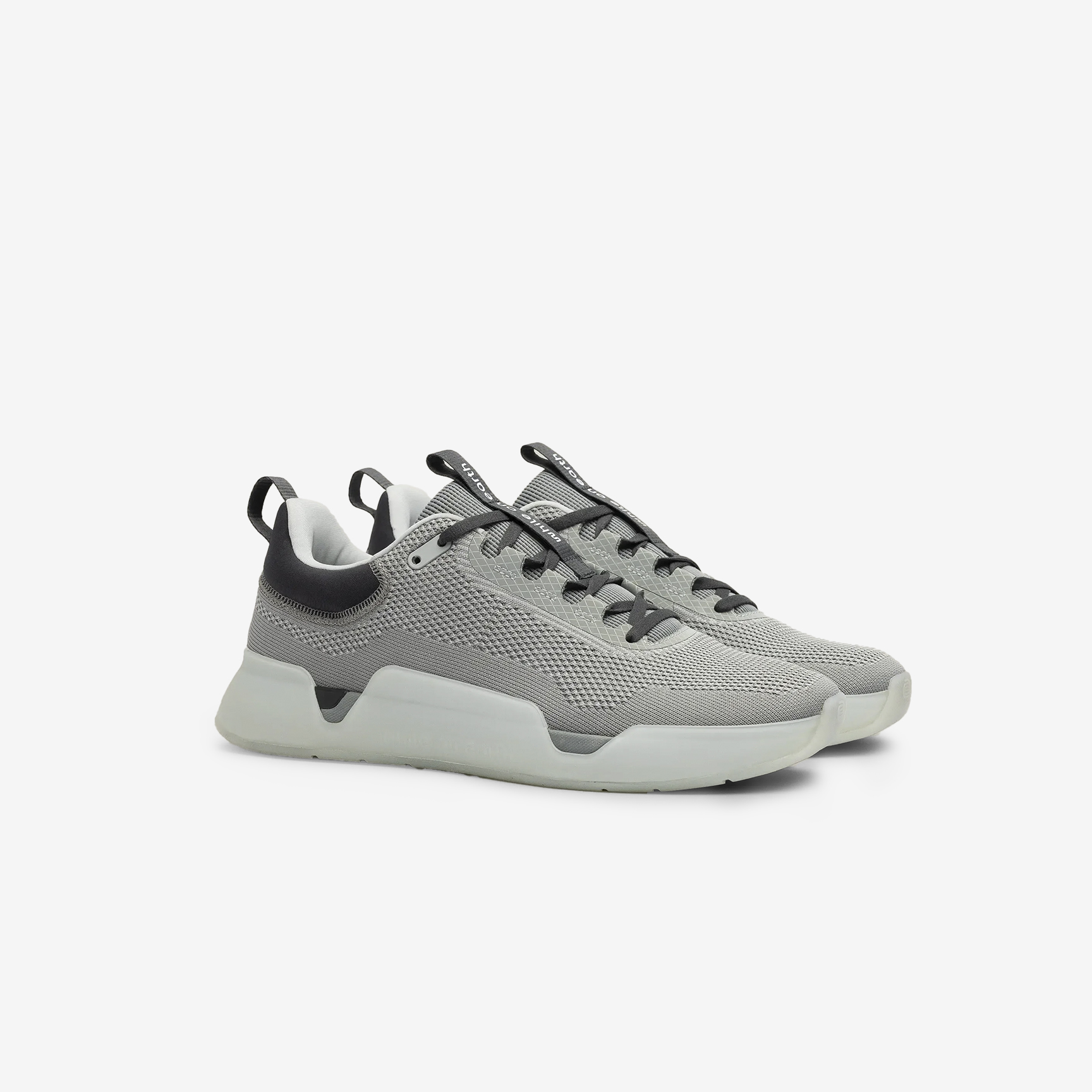 WHILE ON EARTH MOVE TRAINER 4946-Fog/Nimbus