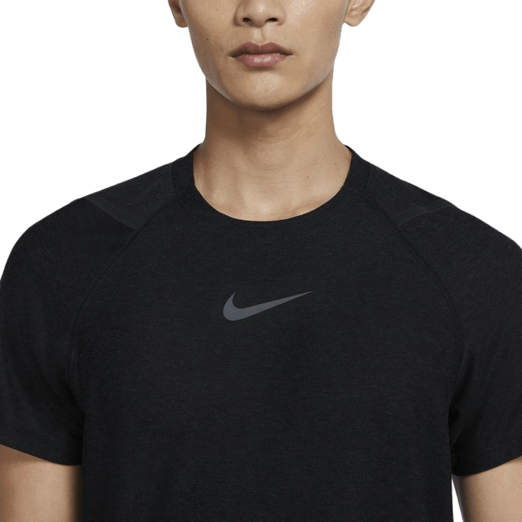 NIKE PRO T-SHIRT CU4989-010