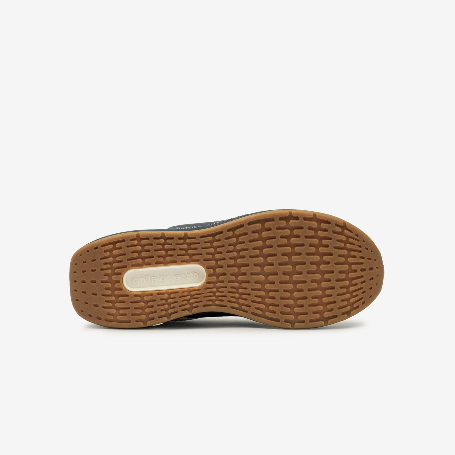 WHILE ON EARTH MOVE TRAINER FTN-Wheat/Midnight