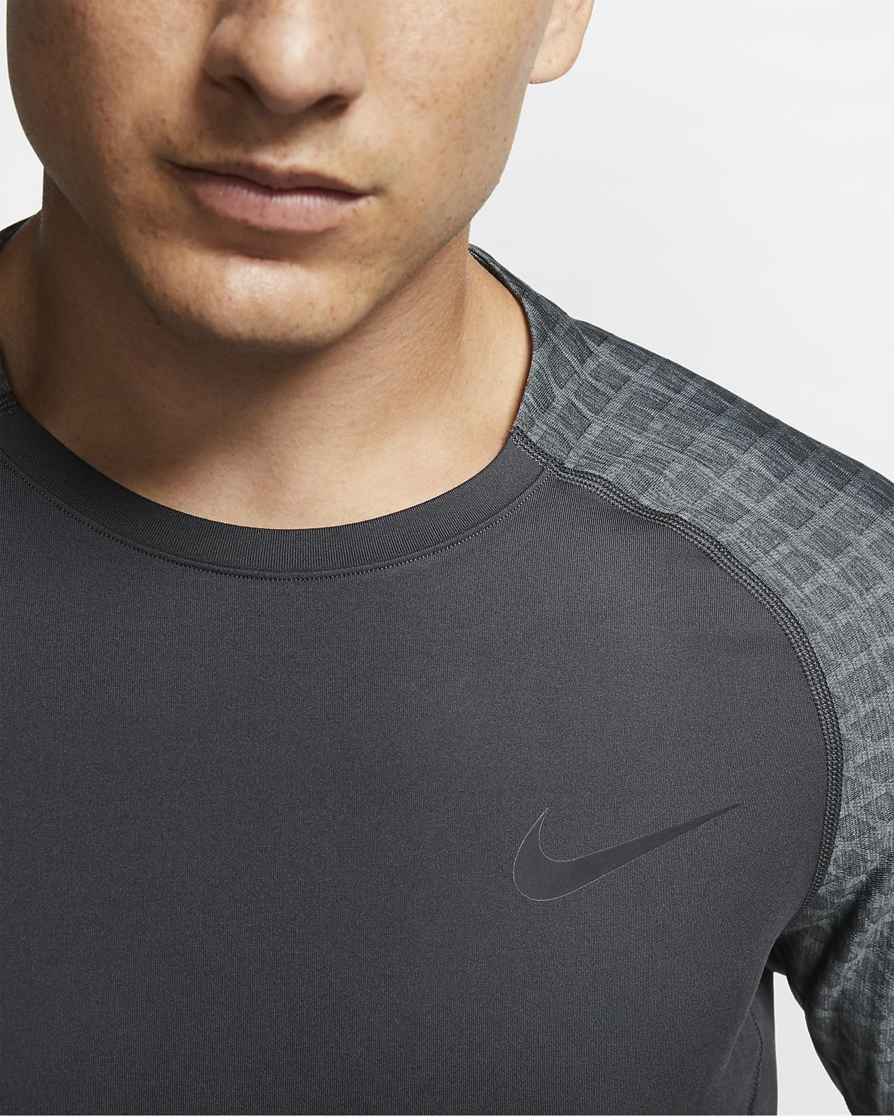 NIKE PRO TOP LONG SLEEVE UTILITY THERMA BV5659084M