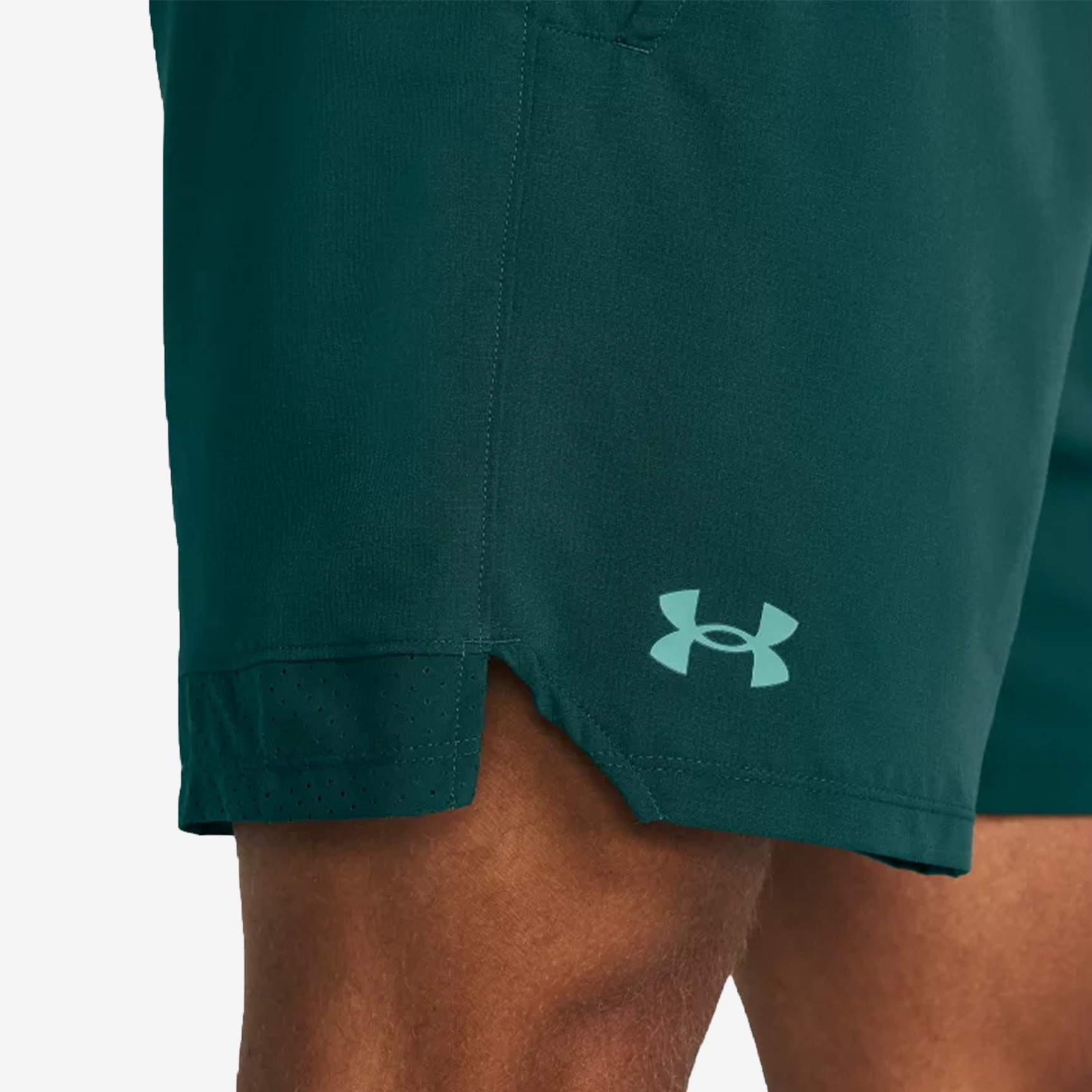 SHORT UNDER ARMOUR VANISH WOVEN 6IN 1373718-449