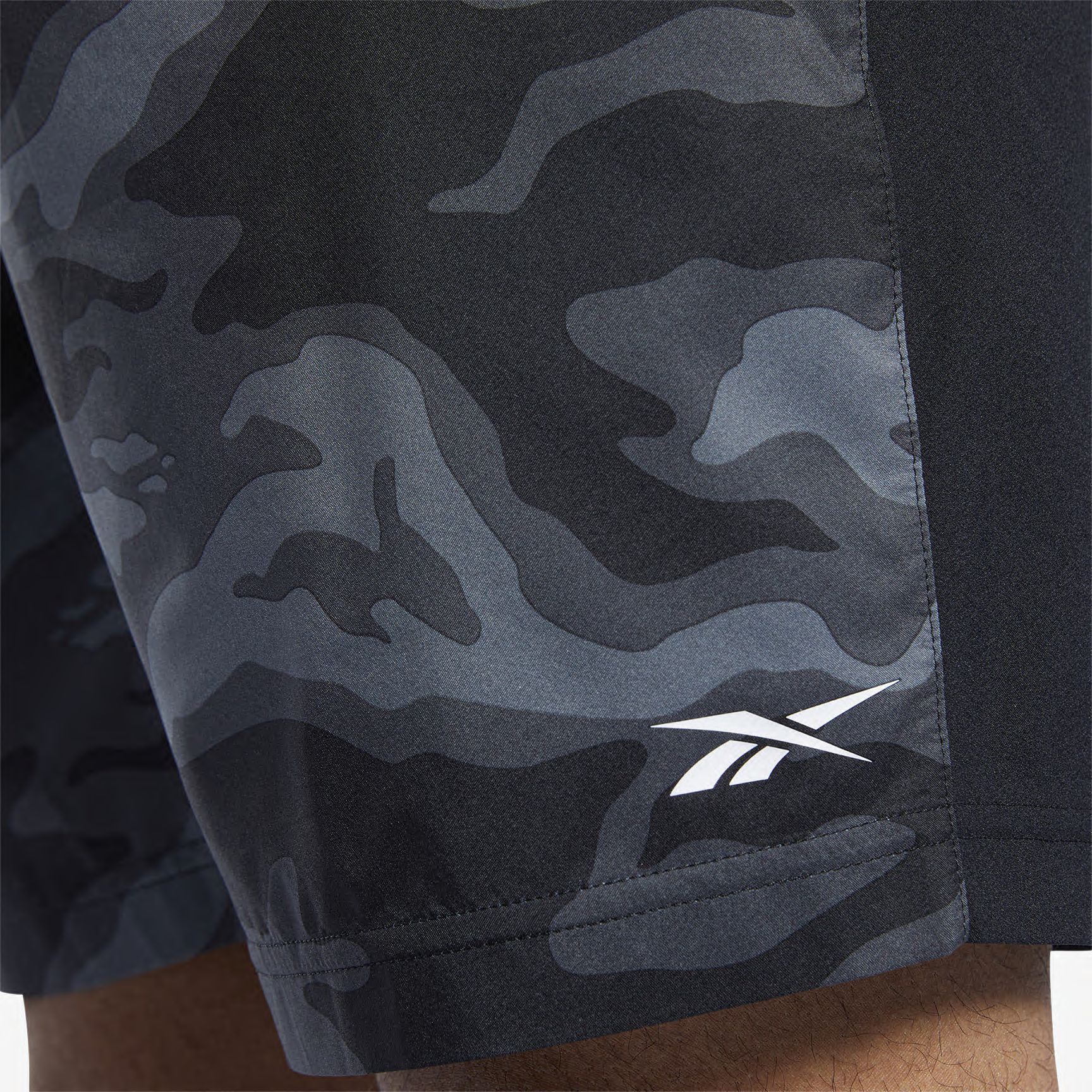 SHORT REEBOK COM PRINTED COL2A-FP9085